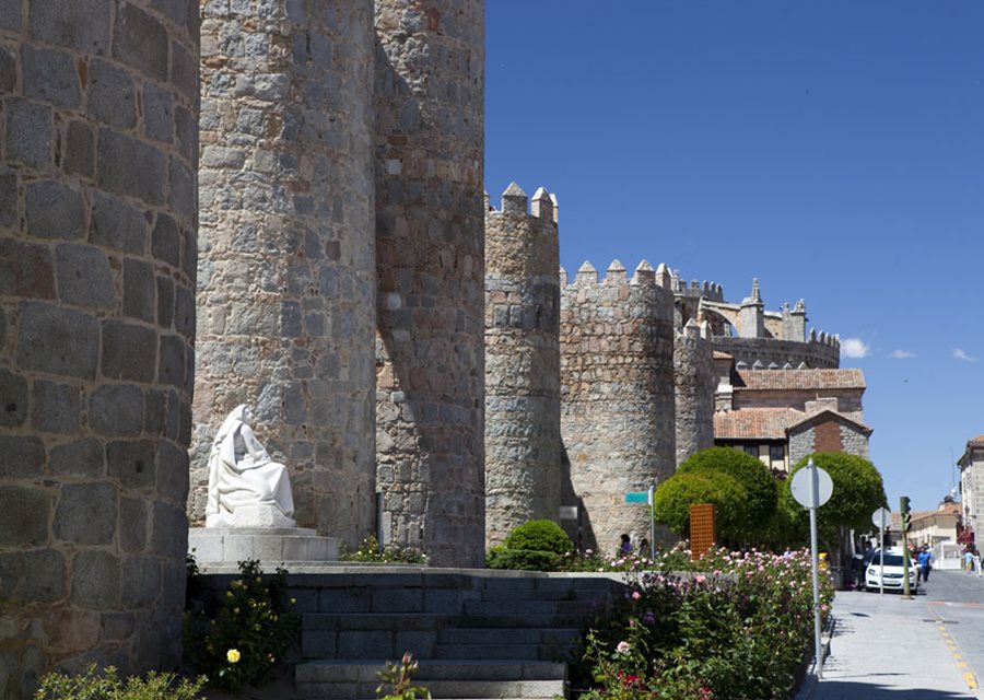 Avila walls, (photo by Corrie Wingate)
