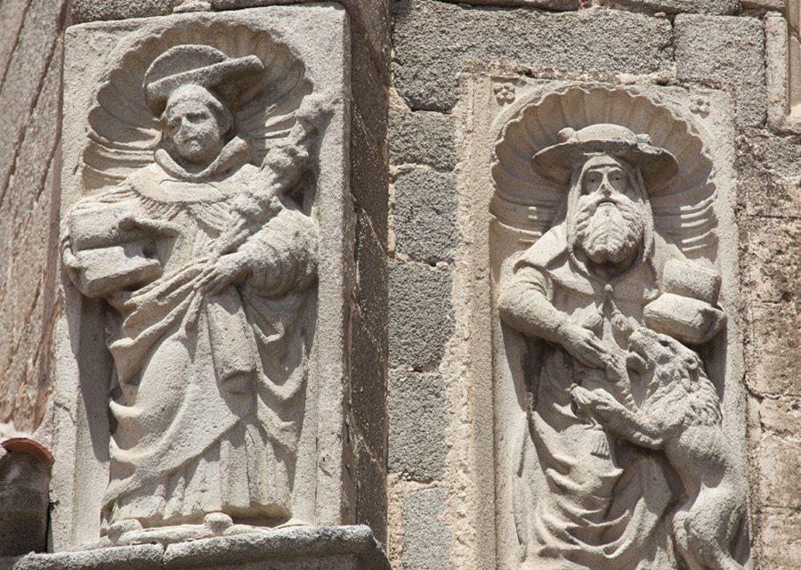 Avila cathedral carvings, (photo by Corrie Wingate)