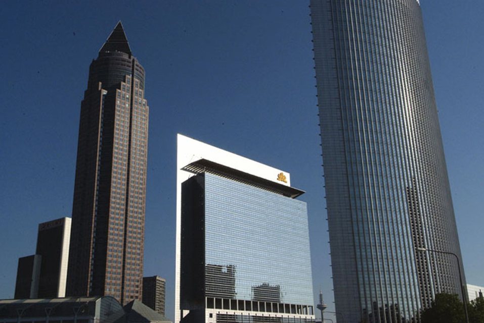 The imposing skyscrapers of Frankfurt, (photo by Glyn Genin)