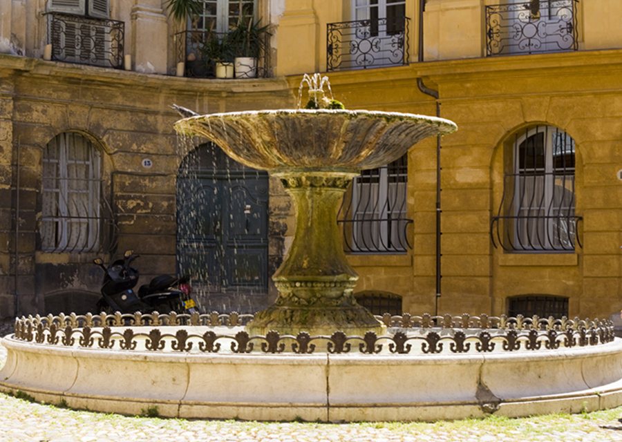 Combien De Fontaines A Aix En Provence The elegant fontaine d'Albertas, Aix-en-Provence